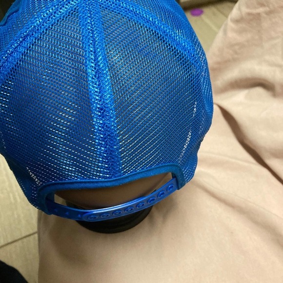 VINTAGE Basic Patch Bright Blue Trucker Style Snapback Hat - Picture 2 of 3